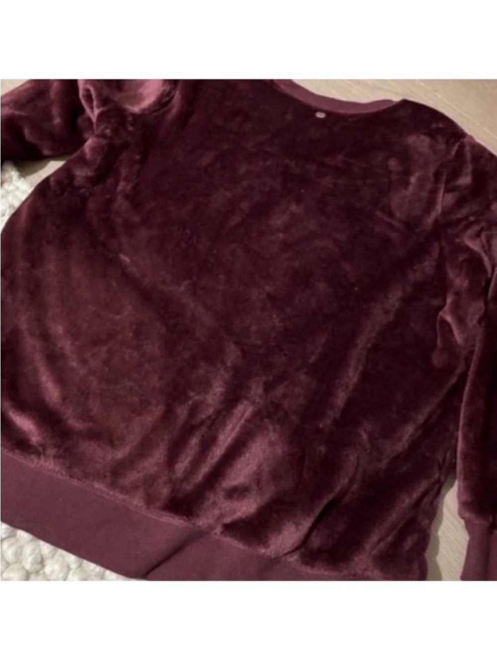 Gaiam Lux Faux-Fur Pullover - Picture 4 of 4